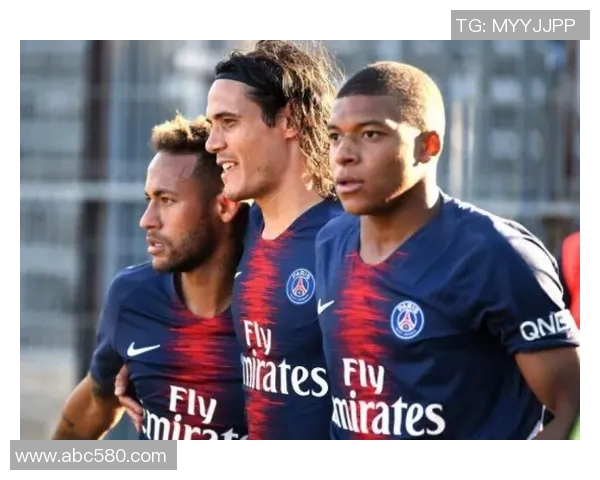 哈维阿隆索退役后选择执教皇马青年队开启新篇章